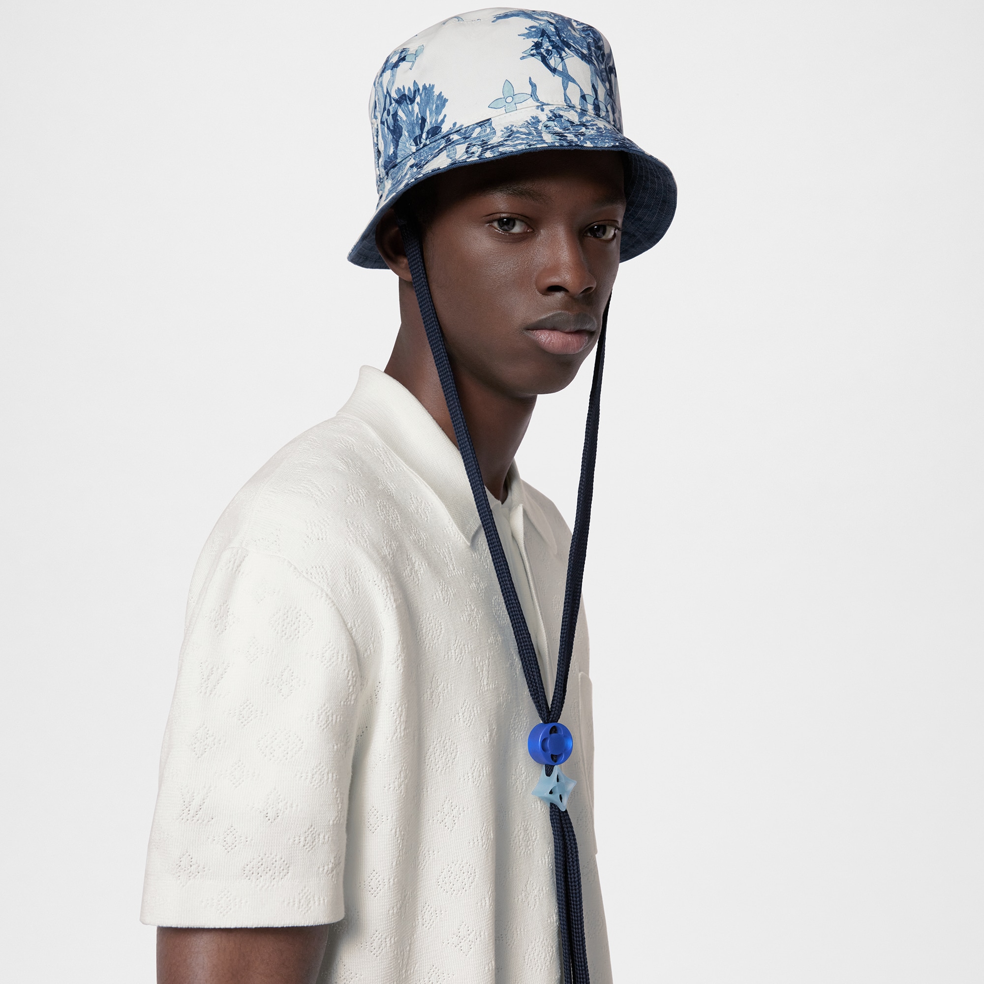 Louis vuitton mens store bucket hat